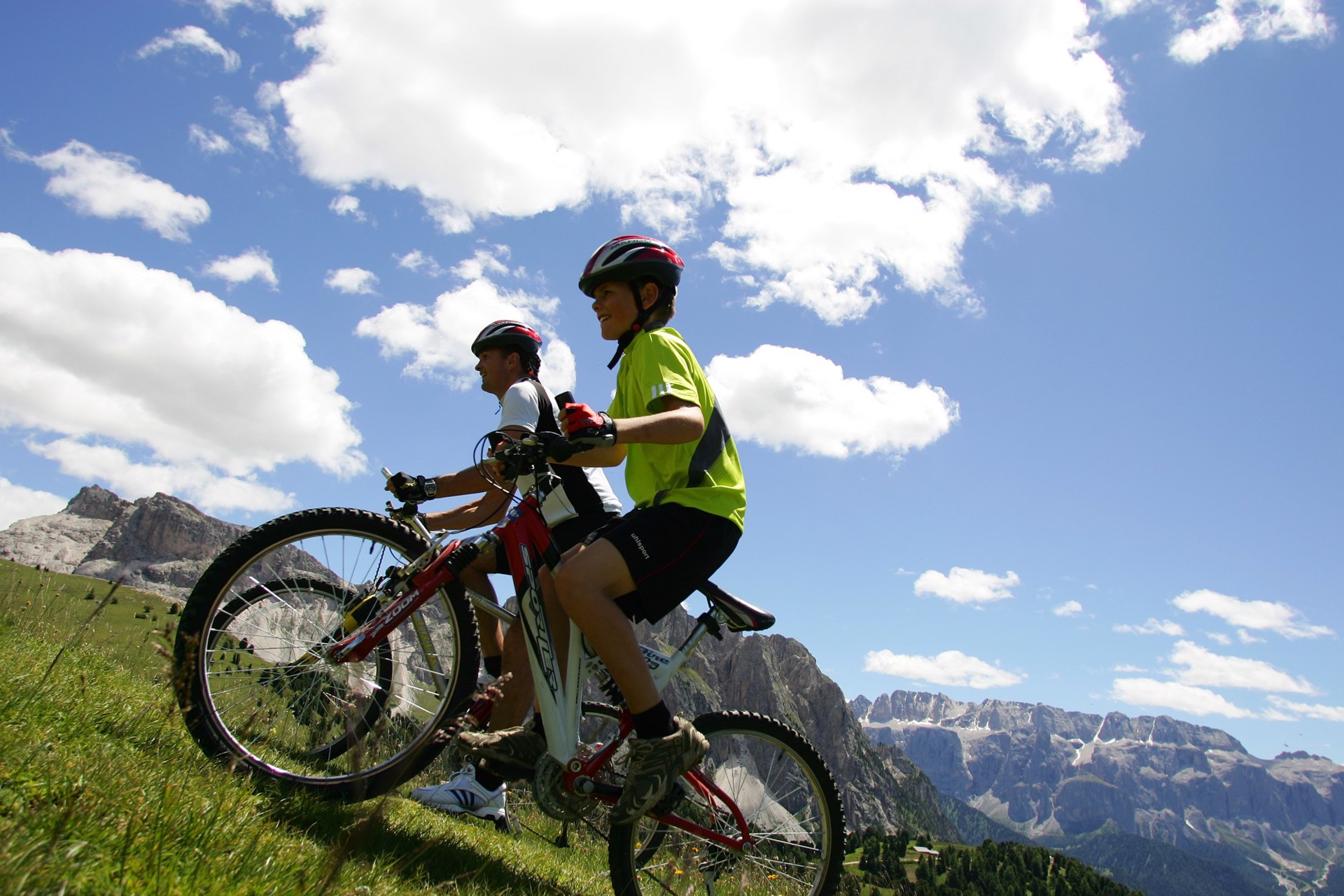 Mountain bike in Val Gardena Mountain bike in Val Gardena